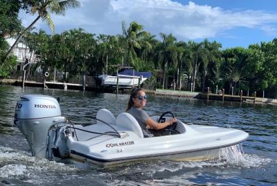 Mini Powerboat Rental Mini Powerboat Rental
