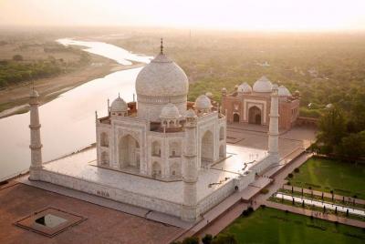 2 day trip to Agra from Chennai with air tickets