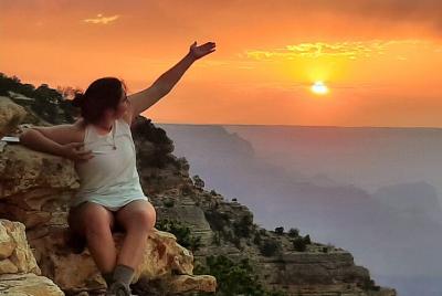 Half-Day Private Grand Canyon Guided Hiking Tour Half-Day Private Grand Canyon Guided Hiking Tour