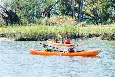 2-Hour Guided Kayak Nature Tour of Hilton Head 2-Hour Guided Kayak Nature Tour of Hilton Head