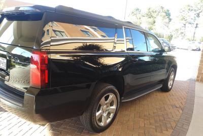 Book Professional Black SUV Car Service Houston,IAH Airport to Houston Downtown