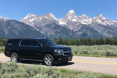 Luxury Car Service / Airport Transportation Luxury Car Service / Airport Transportation