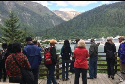 Juneau Highlights and Mendenhall Glacier Tour Juneau Highlights and Mendenhall Glacier Tour