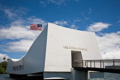 Oahu Day Trip: Pearl Harbor, Honolulu and Punchbowl from Kauai Oahu Day Trip: Pearl Harbor, Honolulu and Punchbowl from Kauai