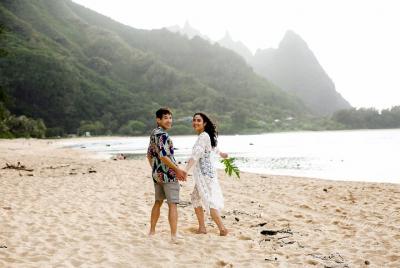 Private Vacation Photography Session with Local Photographer in K Private Vacation Photography Session with Local Photographer in K