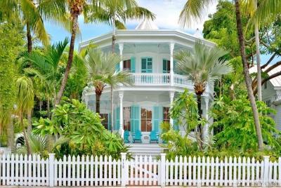 Key West Historic Homes and Island History - Small Group Walking 