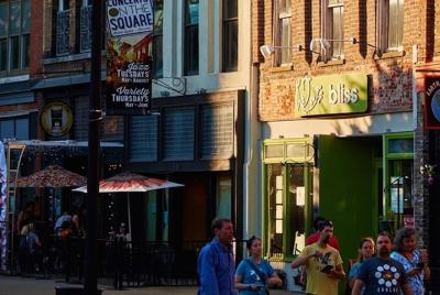 Knoxville’s Country Music Heritage: A Self-Guided Audio Tour