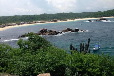 Local Communities and Snorkeling at San Agustin Beach Tour from P Local Communities and Snorkeling at San Agustin Beach Tour from P