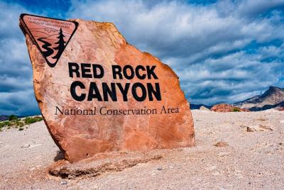 Red Rock Canyon, Ghost Town and Seven Magic Mountain Tour with Private Option Red Rock Canyon, Ghost Town and Seven Magic Mountain Tour with Private Option