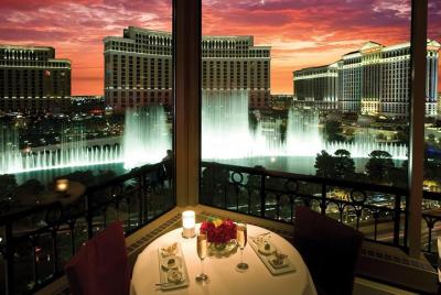 Exclusive: VIP Helicopter Strip Flight with Eiffel Tower Dinner Exclusive: VIP Helicopter Strip Flight with Eiffel Tower Dinner