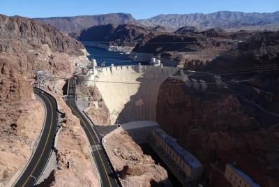 Hoover Dam, Lake Mead & Historic Boulder City Tour w/Private Option (2-6 people) Hoover Dam, Lake Mead & Historic Boulder City Tour w/Private Option (2-6 people)