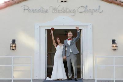 Las Vegas Wedding at Paradise Wedding Chapel Las Vegas Wedding at Paradise Wedding Chapel