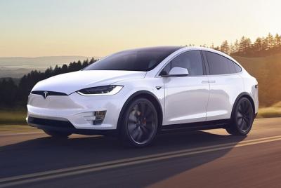 Arrival Private Transfer from Las Vegas Airport to Las Vegas by electric Tesla X Arrival Private Transfer from Las Vegas Airport to Las Vegas by electric Tesla X
