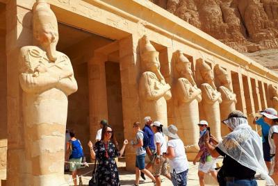 Day Tour from Airport to Luxor Monuments Include Lunch Transfers 
