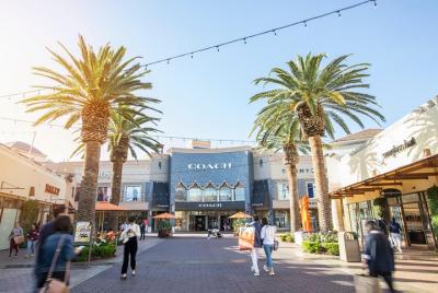 Citadel Outlets Day Trip from Los Angeles with Optional LAX Drop- Citadel Outlets Day Trip from Los Angeles with Optional LAX Drop-
