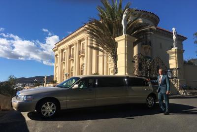 5-Hour Limo Tour of Hollywood, Beverly Hills, Santa Monica Venic  5-Hour Limo Tour of Hollywood, Beverly Hills, Santa Monica Venic