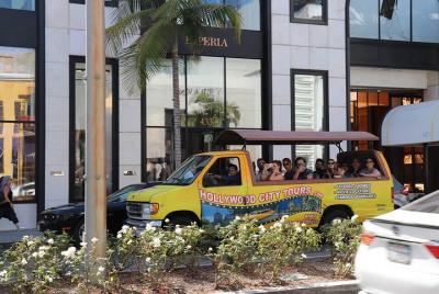 Hollywood and Celebrity Homes Bus Tour Hollywood and Celebrity Homes Bus Tour