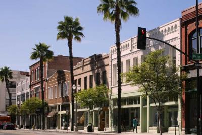 Explore Pasadena Walking Tour