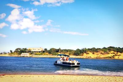 Martha Martha's Vineyard Leisure Sightseeing Cruise