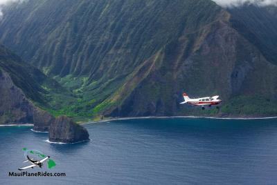 Majestic Molokai Sea Cliffs -Private- Discovery Flight for up to 3 people Majestic Molokai Sea Cliffs -Private- Discovery Flight for up to 3 people