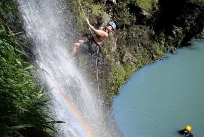 Rappel Maui Waterfalls and Rainforest Cliffs Rappel Maui Waterfalls and Rainforest Cliffs