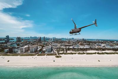 30 Minute Private Luxury Helicopter Sightseeing Tour of Miami