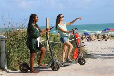 E-Scooter Art Deco, History, Culture & Scandals Tour