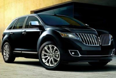 Private Transfer Milwaukee Airport MKE to Milwaukee in Business Class Car Private Transfer Milwaukee Airport MKE to Milwaukee in Business Class Car