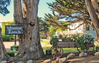 Carmel-by-the-Sea Mission Areas: A Self-Guided Audio Tour Carmel-by-the-Sea Mission Areas: A Self-Guided Audio Tour