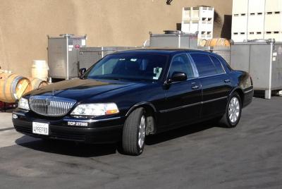 Sedan Airport Transfer from Napa to SFO (one way)