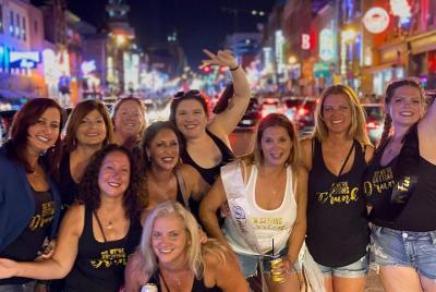 Half-Day Private Bar Crawl and Distillery Tour in Nashville