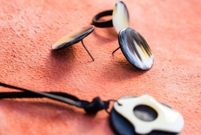Cow Horn Jewellery Workshop Cow Horn Jewellery Workshop