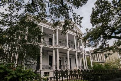 New Orleans Garden District Tour with Mansion Visit & Lafayette C New Orleans Garden District Tour with Mansion Visit & Lafayette C