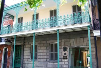 Private Urban Plantation and French Quarter Walking Tour Private Urban Plantation and French Quarter Walking Tour