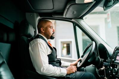 New Orleans Roundtrip Chauffeur Driven Airport Transfer New Orleans Roundtrip Chauffeur Driven Airport Transfer