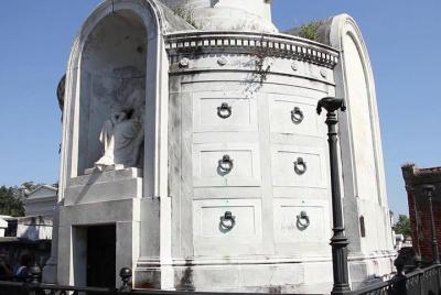 New Orleans French Quarter Cemetery Tour New Orleans French Quarter Cemetery Tour