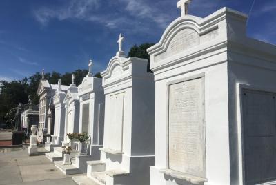 St. Louis Cemetery No. 3 Walking Tour St. Louis Cemetery No. 3 Walking Tour