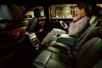 Luxury Transfer from New Orleans International Airport to Downtow