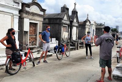 New Orleans Garden District and Cemetery Biking Tour New Orleans Garden District and Cemetery Biking Tour