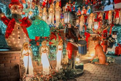 Dyker Heights Christmas Lights & Winter Village at Bryant Park Dyker Heights Christmas Lights & Winter Village at Bryant Park