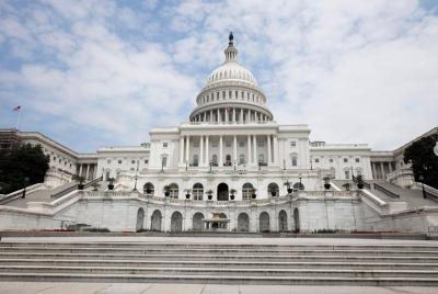 4-day Niagara Falls, Washington DC, and Philadelphia Tour from Ne 4-day Niagara Falls, Washington DC, and Philadelphia Tour from Ne