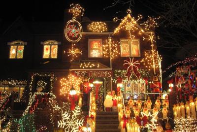 Brooklyn Dyker Heights Christmas Wonderland Bus Tour Brooklyn Dyker Heights Christmas Wonderland Bus Tour