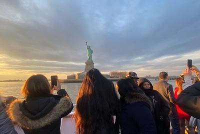 New York City Sightseeing Cruise: Statue of Liberty & Manhattan S