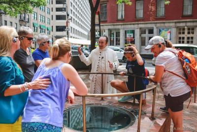 Hamilton Live! Walking Tour in lower Manhattan Hamilton Live! Walking Tour in lower Manhattan