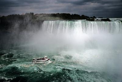 Maid of the Mist Boat Ride with Adventure Tour Maid of the Mist Boat Ride with Adventure Tour