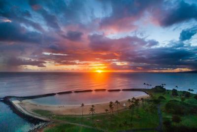 Waikiki Sunset - 50 Min Helicopter Tour - Doors Off or On Waikiki Sunset - 50 Min Helicopter Tour - Doors Off or On