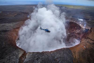 Oahu to Big Island : Big Island Volcano Helicopter Tour & Hilo 1 Day Tour 