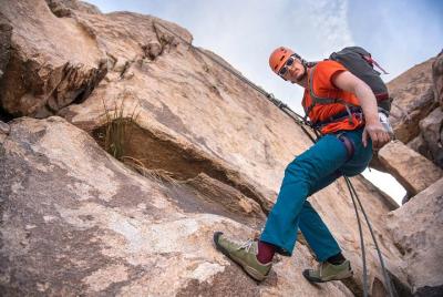 Rappelling Adventure in Joshua Tree National Park (4 Hours)