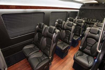 Arrival Private Transfer Philadelphia Airport PHL to Philadelphia by Minibus Arrival Private Transfer Philadelphia Airport PHL to Philadelphia by Minibus