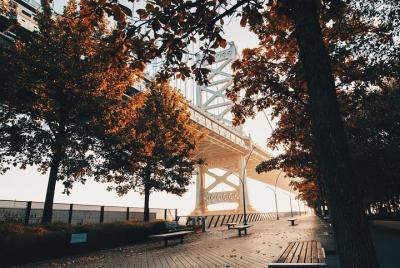 Private Airport Transfer: Philadelphia Int. Airport (PHL) to Philadelphia Private Airport Transfer: Philadelphia Int. Airport (PHL) to Philadelphia